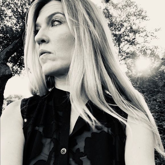 Meet your Posher, Rachel - Picture 4 of 5